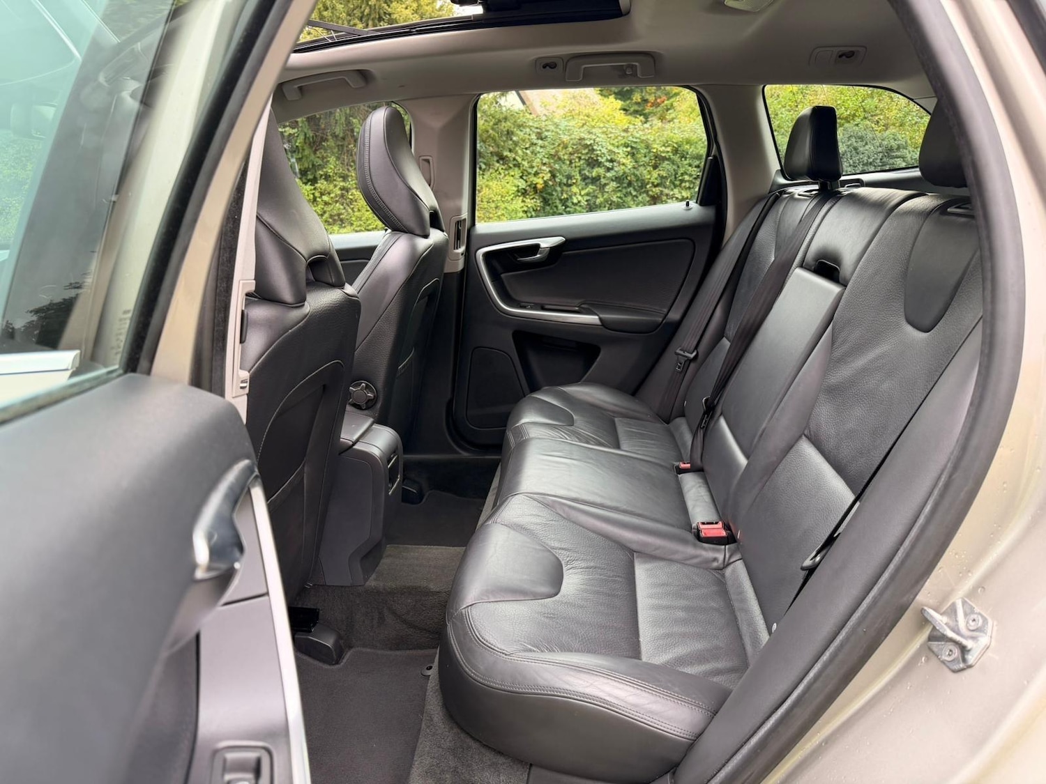 Used Volvo XC60 2013 for sale - 75809843: Photo 23