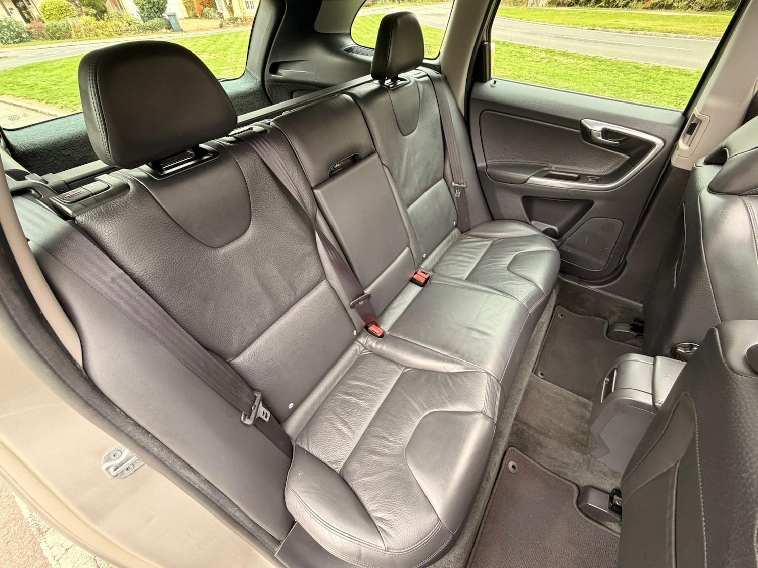 Used Volvo XC60 2013 for sale - 75809843: Photo 24