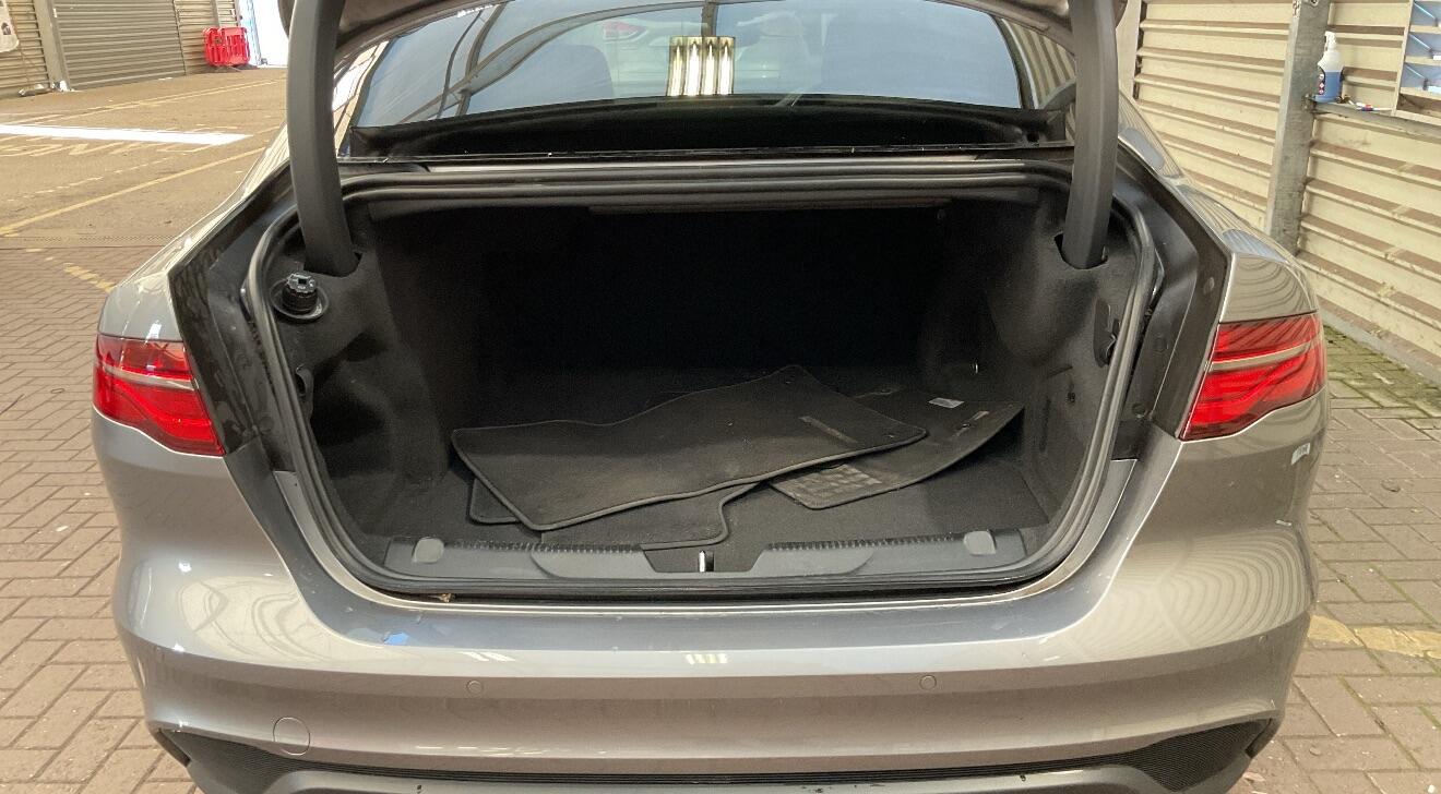 Used Jaguar XE 2019 for sale - 77175227: Photo 10