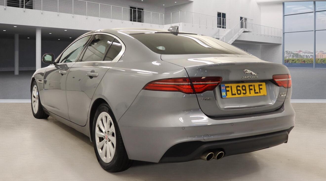 Used Jaguar XE 2019 for sale - 77175227: Photo 4