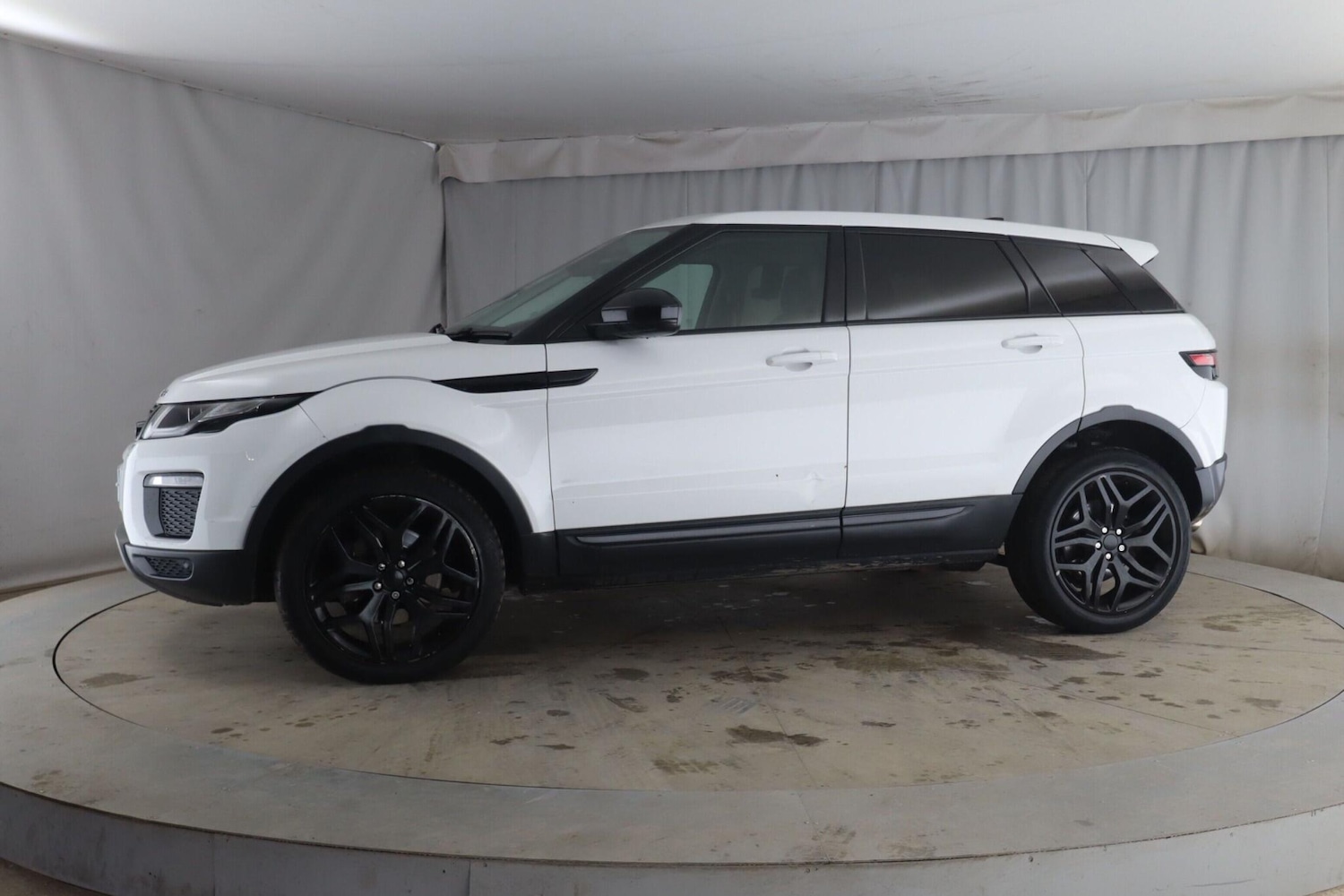 Used Land Rover Range Rover Evoque 2018 for sale - 77411183: Photo 3