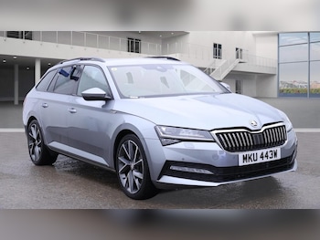 (70) - 2.0 TSI SportLine Plus DSG 4WD Euro 6 (s/s) 5dr