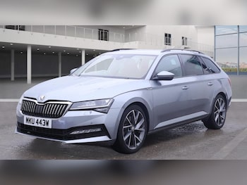 Used Skoda Superb 2020 for sale - 76521780: Photo