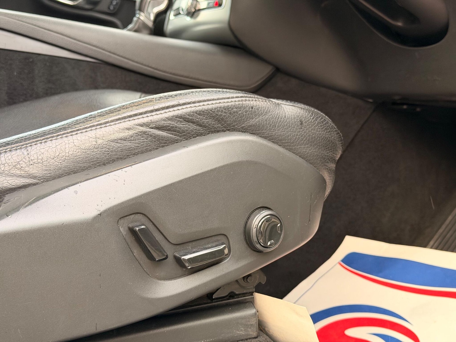 Used Volvo XC90 2015 for sale - 76283265: Photo 25