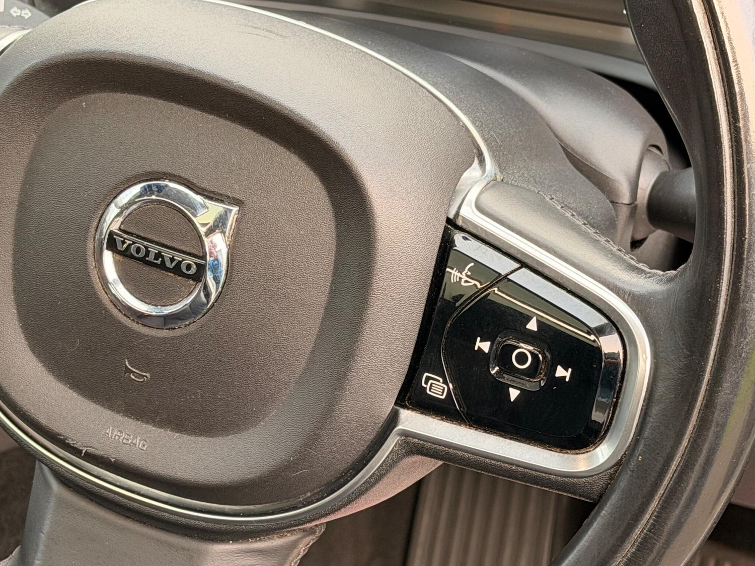 Used Volvo XC90 2015 for sale - 76283265: Photo 27