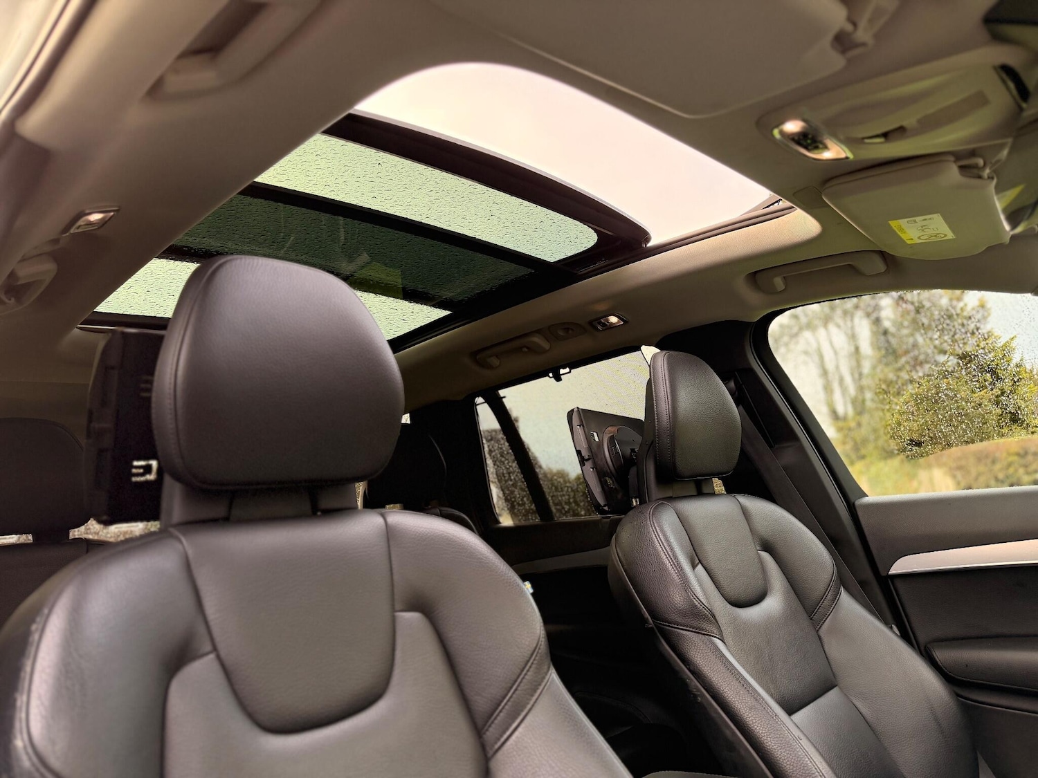 Used Volvo XC90 2015 for sale - 76283265: Photo 30