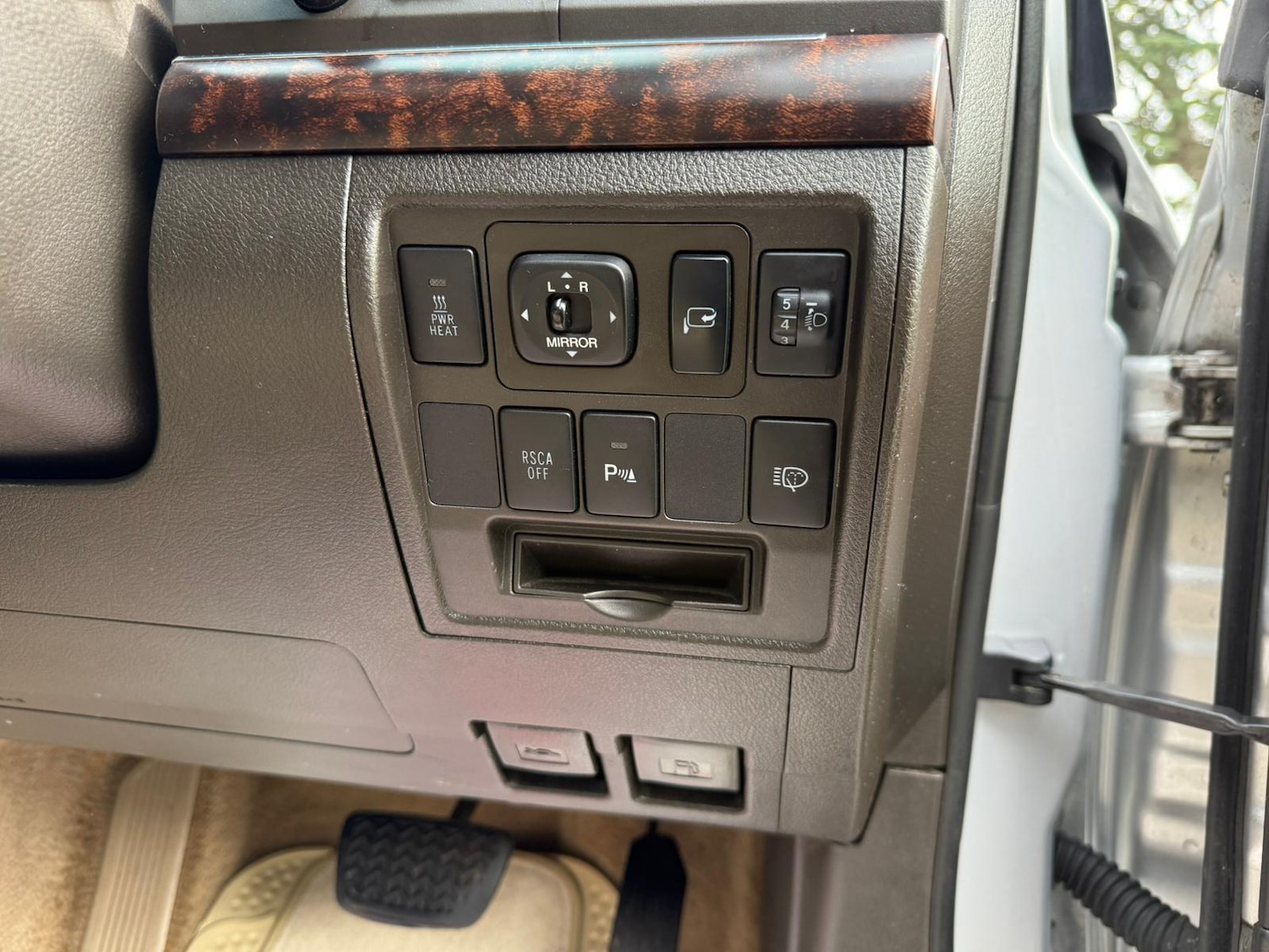 Used Toyota Landcruiser 2010 for sale - 76072363: Photo 32