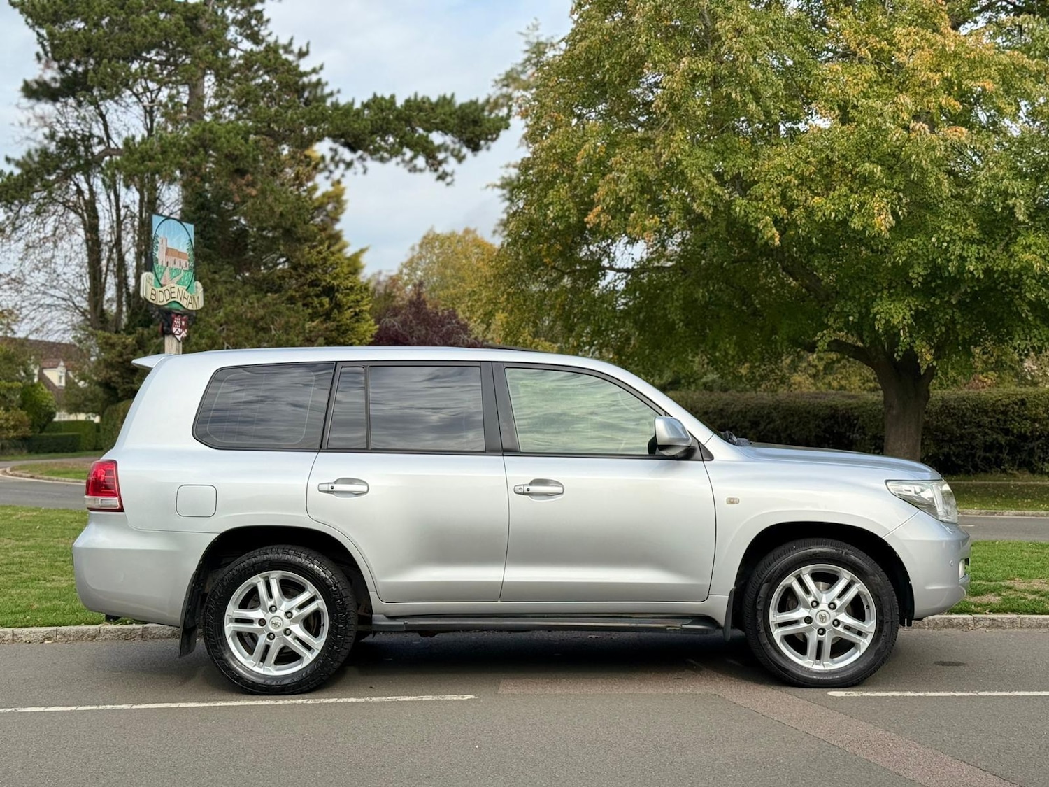 Used Toyota Landcruiser 2010 for sale - 76072363: Photo 8