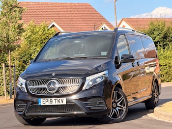 Used Mercedes-Benz V-Class 2019 for sale - 79169558: Photo