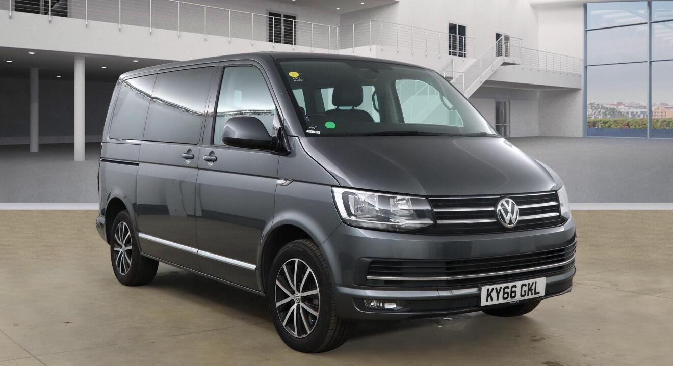 Used Volkswagen Caravelle 2017 for sale - 76592534: Photo 1