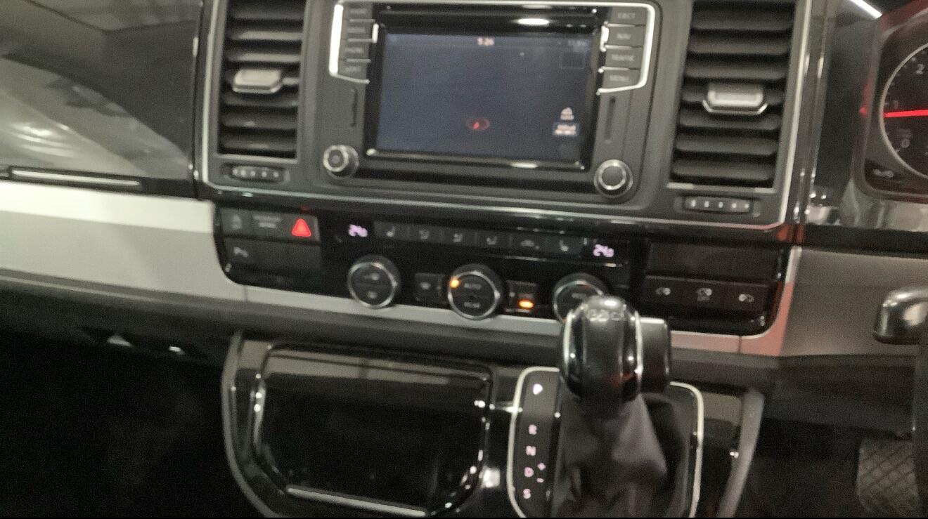 Used Volkswagen Caravelle 2017 for sale - 76592534: Photo 8