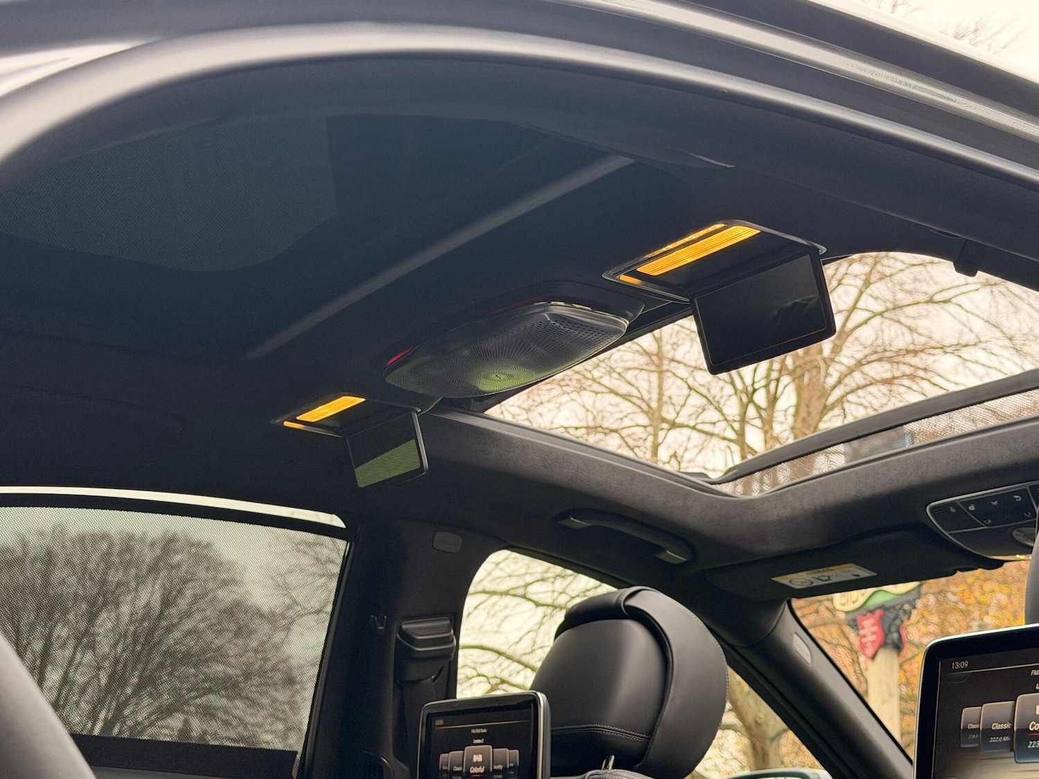 Used Mercedes-Benz S Class 2017 for sale - 76550173: Photo 33