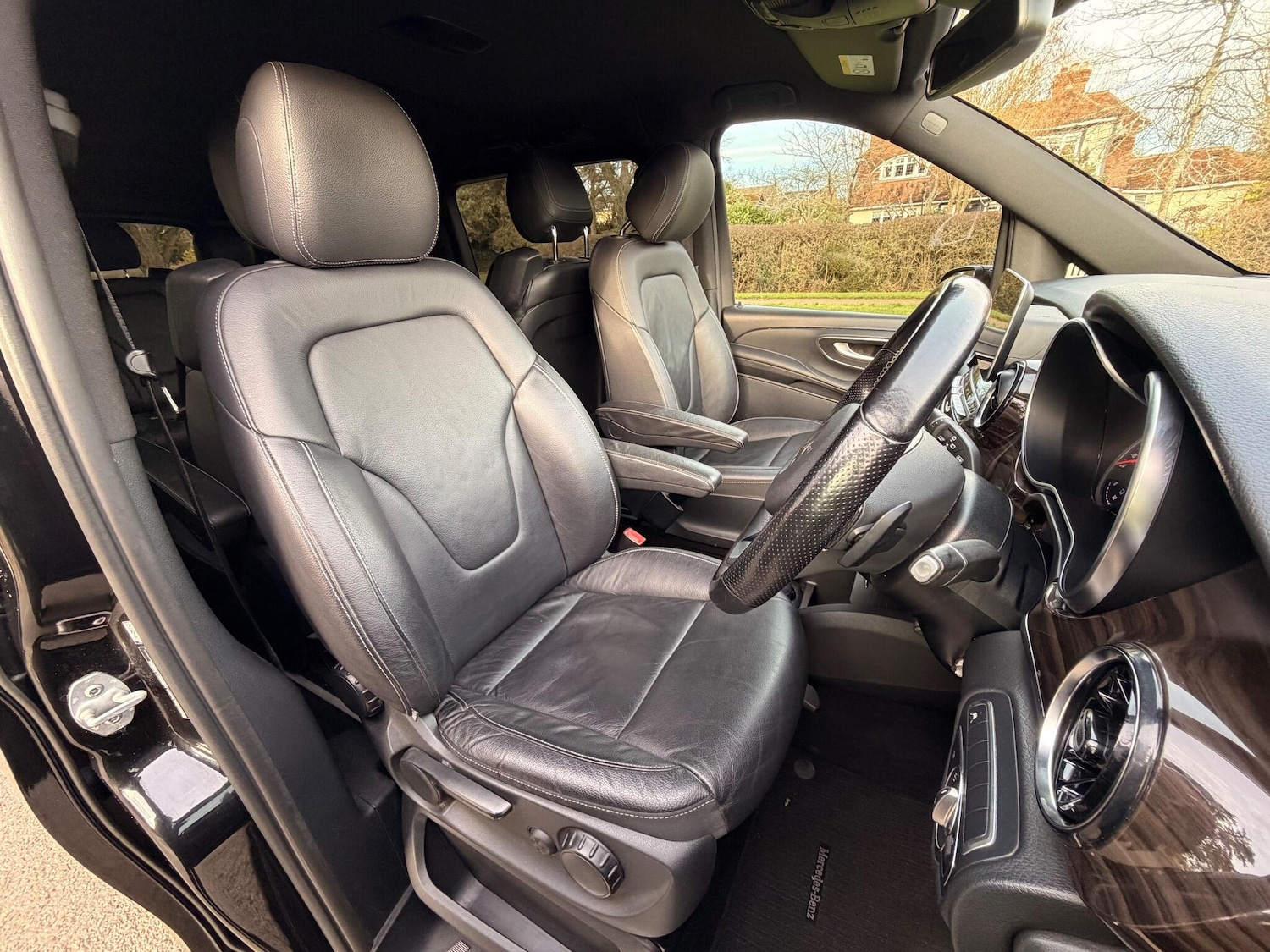 Used Mercedes-Benz EQV 2020 for sale - 76702281: Photo 18