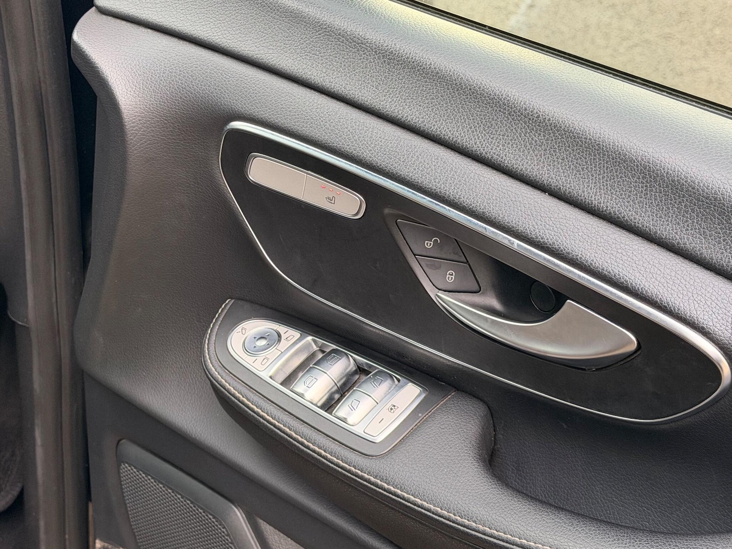 Used Mercedes-Benz EQV 2020 for sale - 76702281: Photo 27