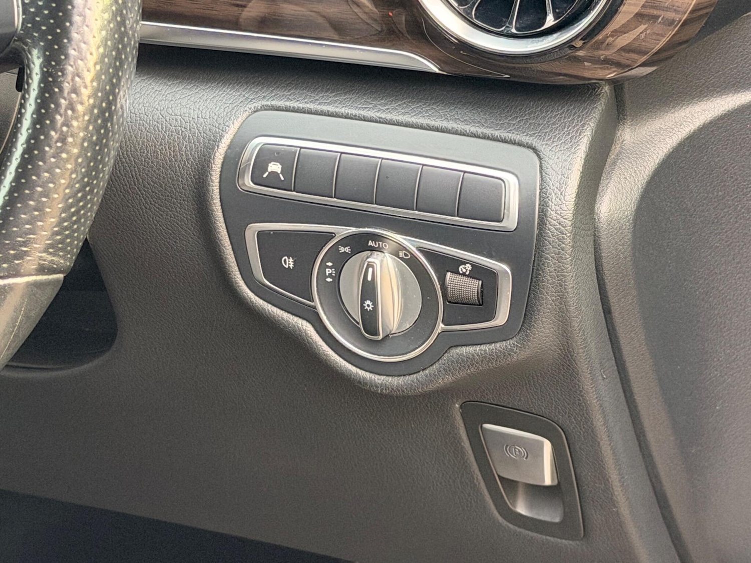 Used Mercedes-Benz EQV 2020 for sale - 76702281: Photo 28