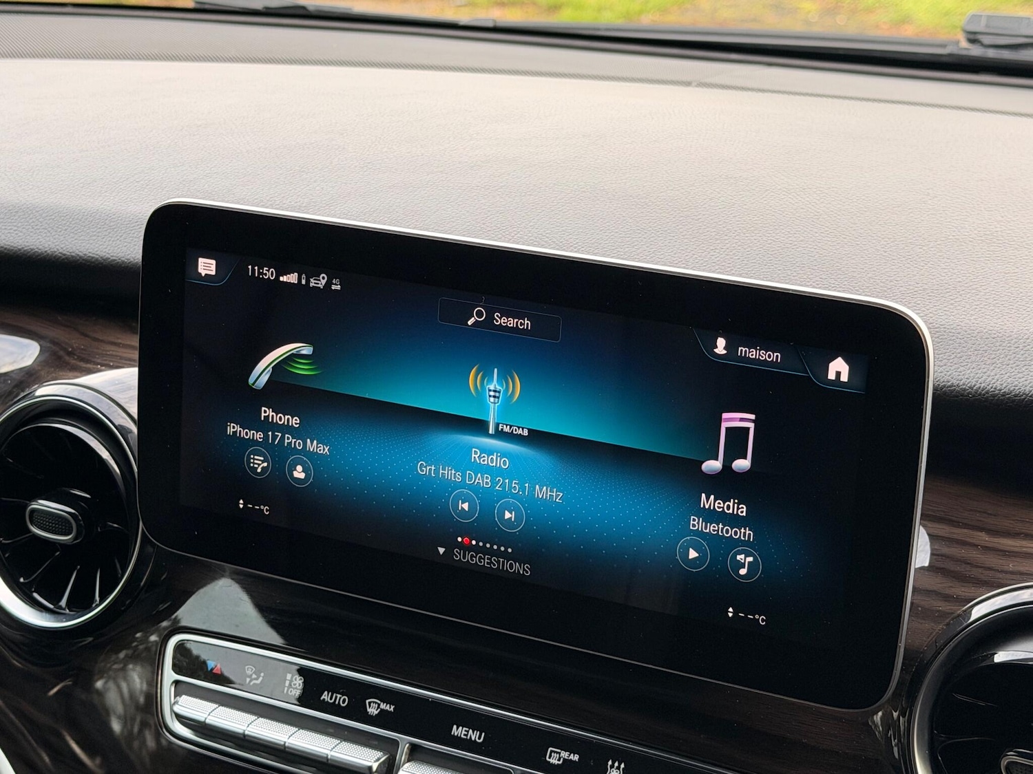 Used Mercedes-Benz EQV 2020 for sale - 76702281: Photo 37