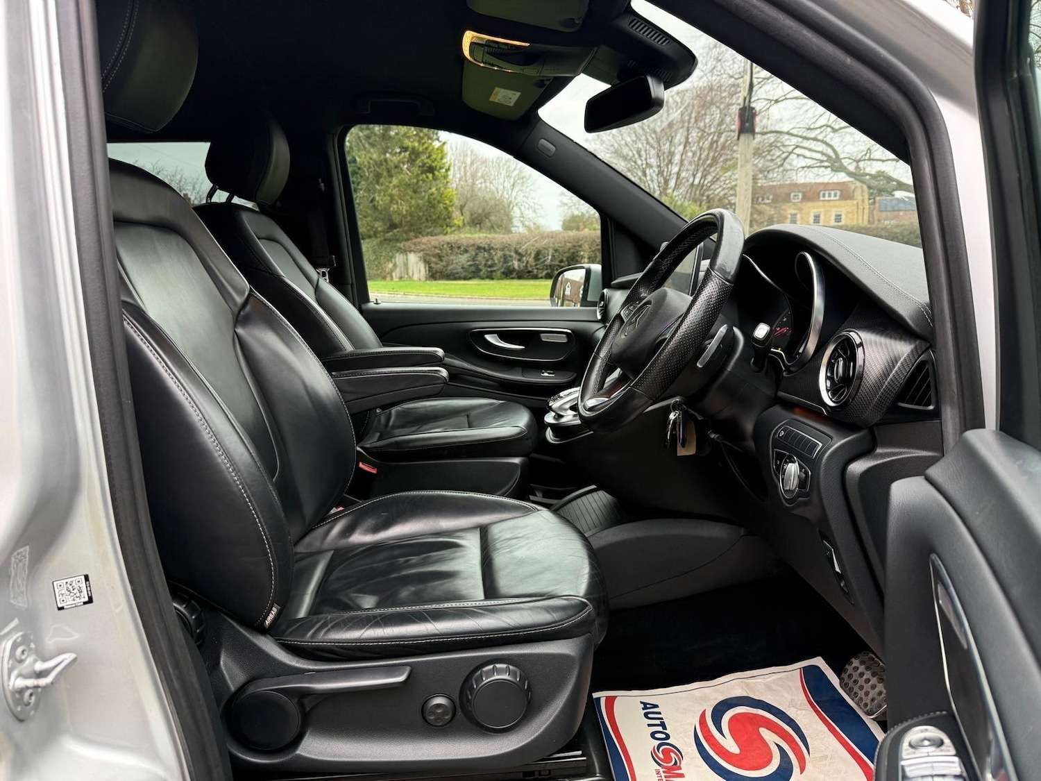 Used Mercedes-Benz V-Class 2019 for sale - 77255156: Photo 10