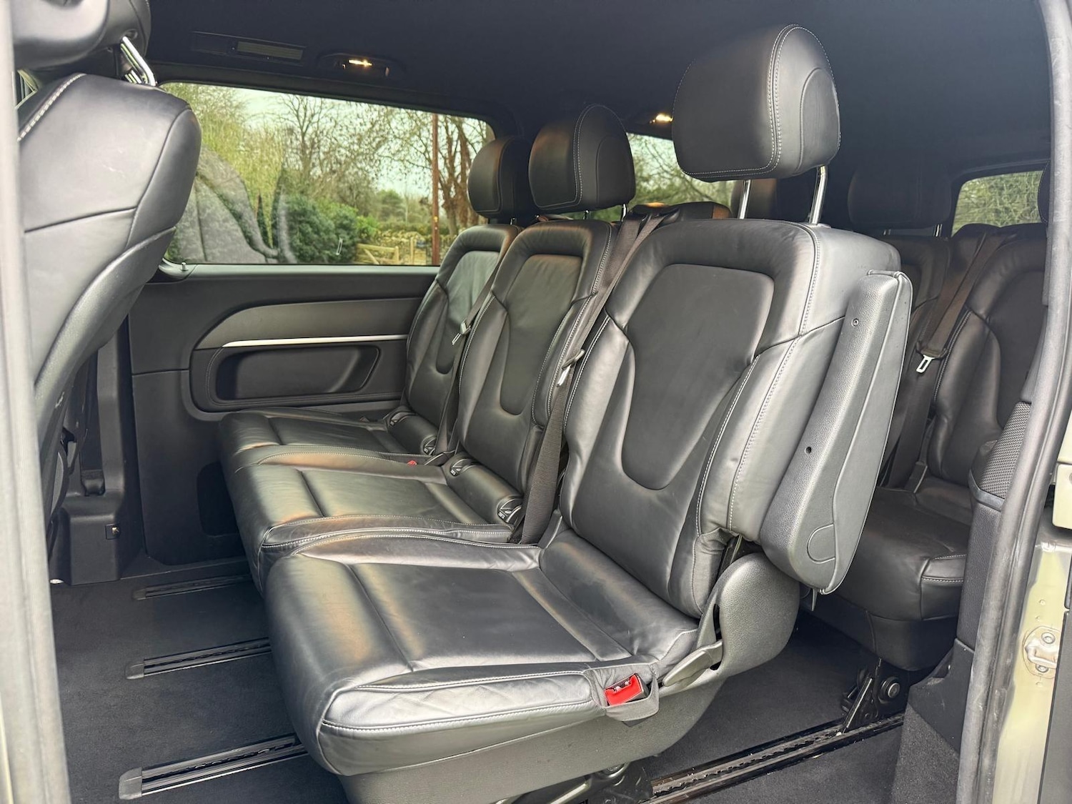 Used Mercedes-Benz V-Class 2019 for sale - 77255156: Photo 15