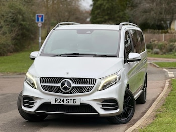 Used Mercedes-Benz V-Class 2019 for sale - 77255156: Photo