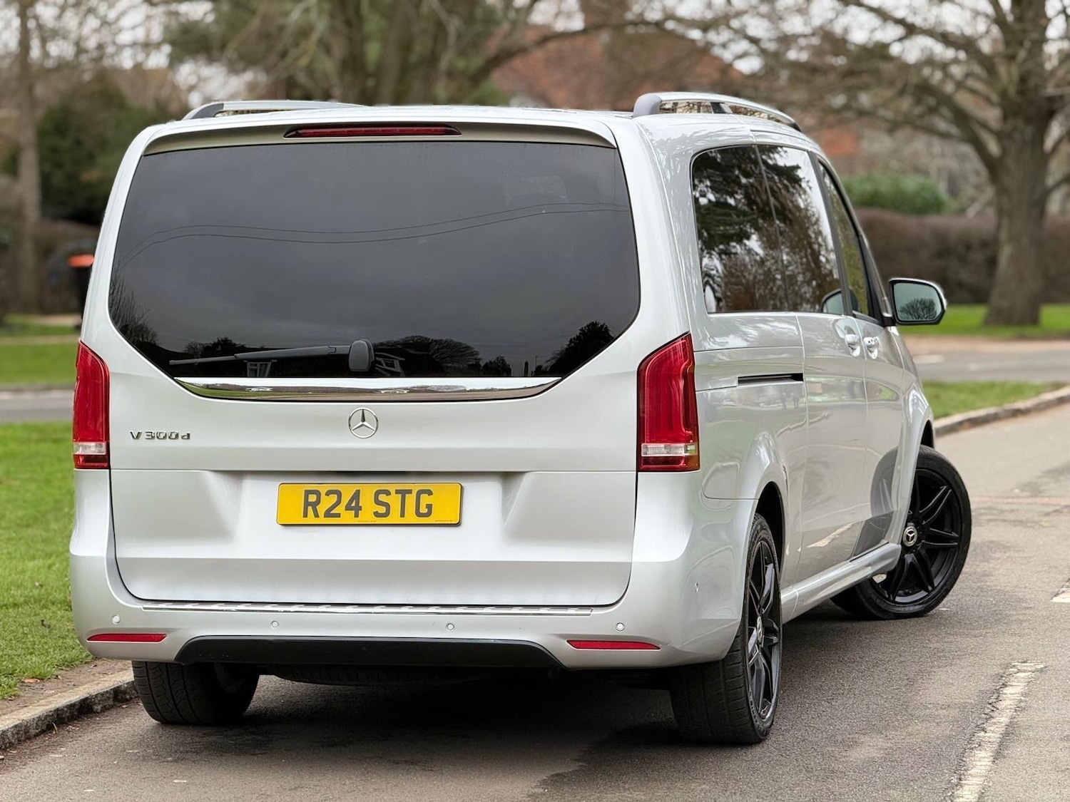 Used Mercedes-Benz V-Class 2019 for sale - 77255156: Photo 4