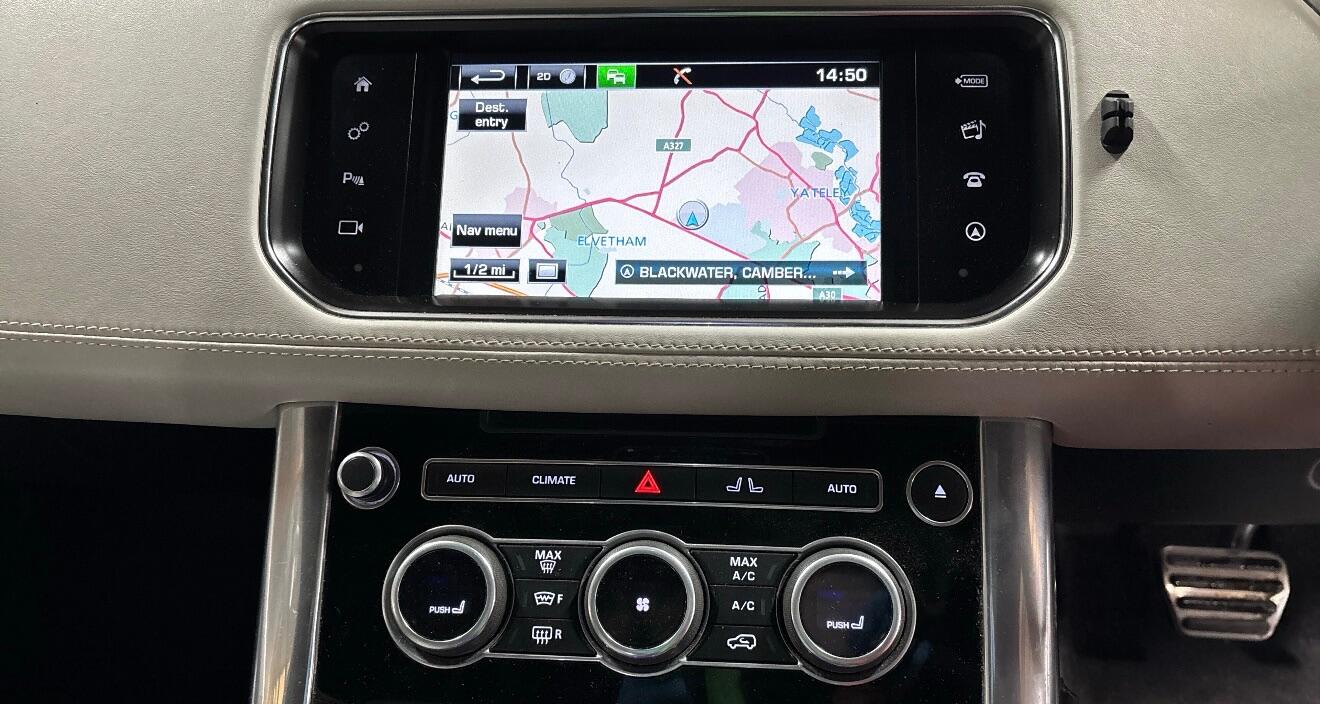 Used Land Rover Range Rover Sport 2016 for sale - 76953218: Photo 11