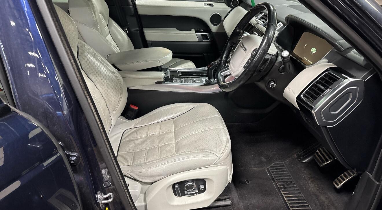 Used Land Rover Range Rover Sport 2016 for sale - 76953218: Photo 9