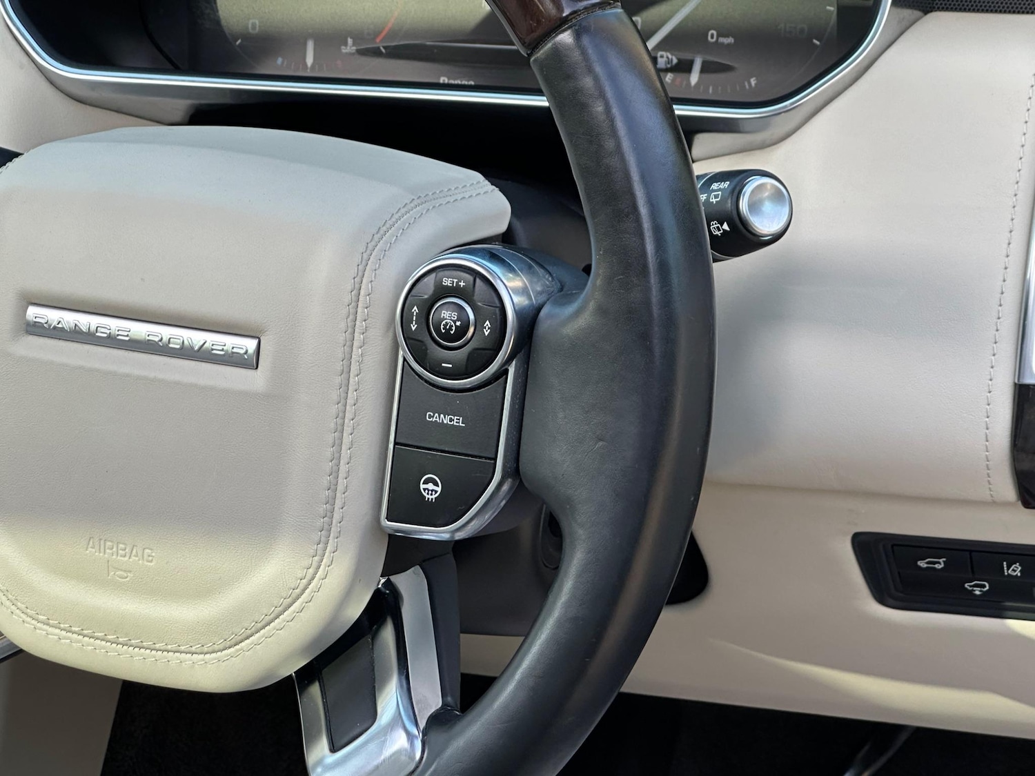 Used Land Rover Range Rover 2013 for sale - 76152463: Photo 31