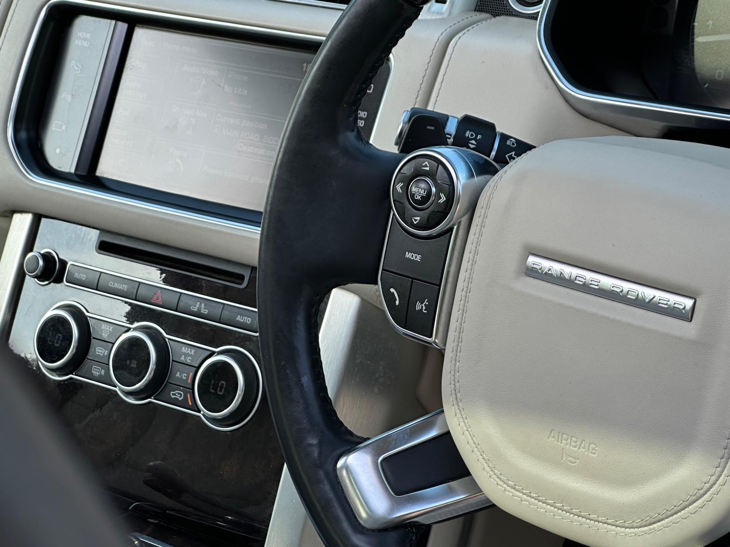 Used Land Rover Range Rover 2013 for sale - 76152463: Photo 32