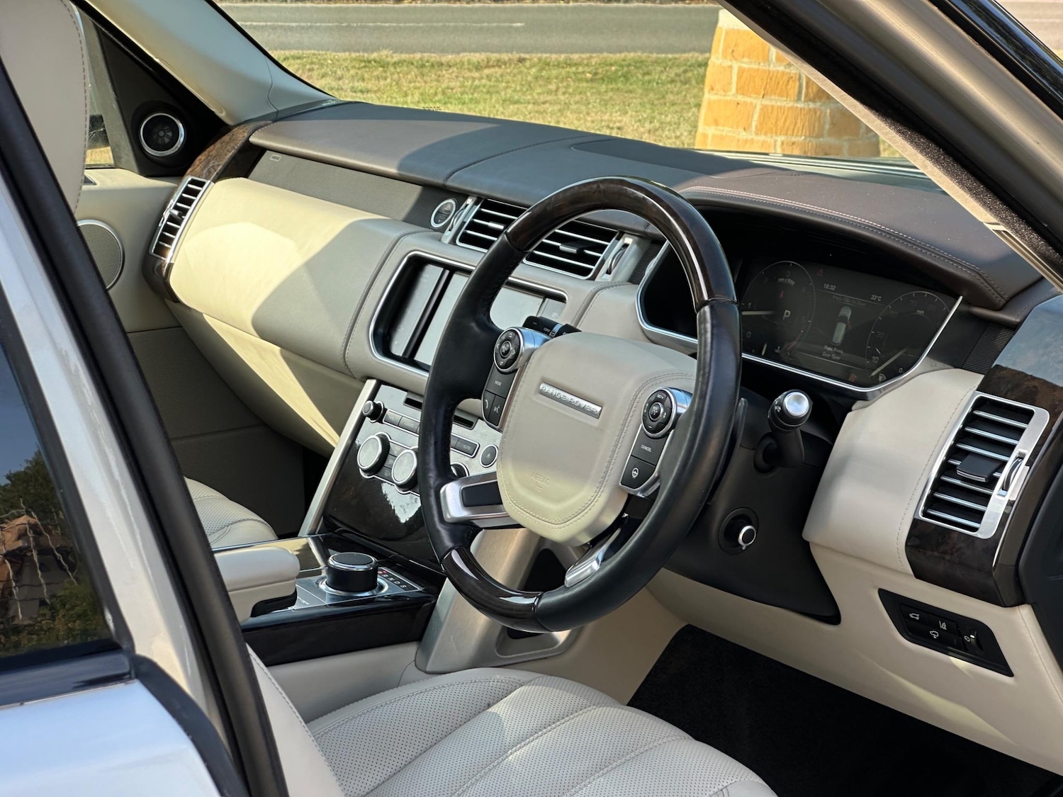 Used Land Rover Range Rover 2013 for sale - 76152463: Photo 33