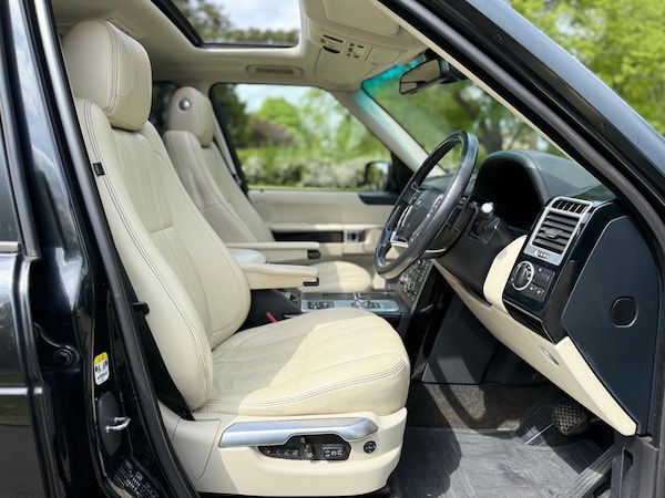 Used Land Rover Range Rover 2011 for sale - 74564438: Photo 10