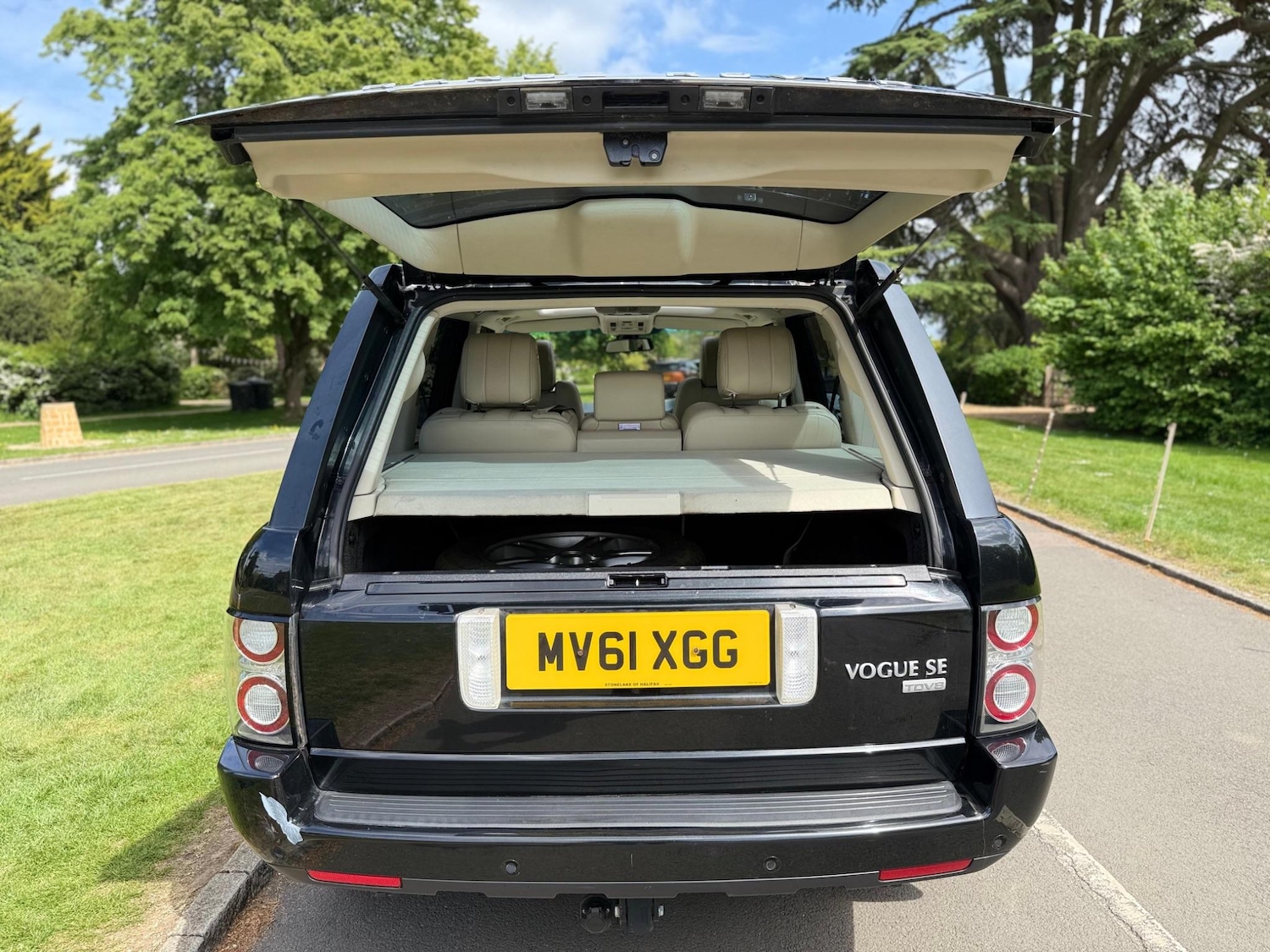 Vehicle 28