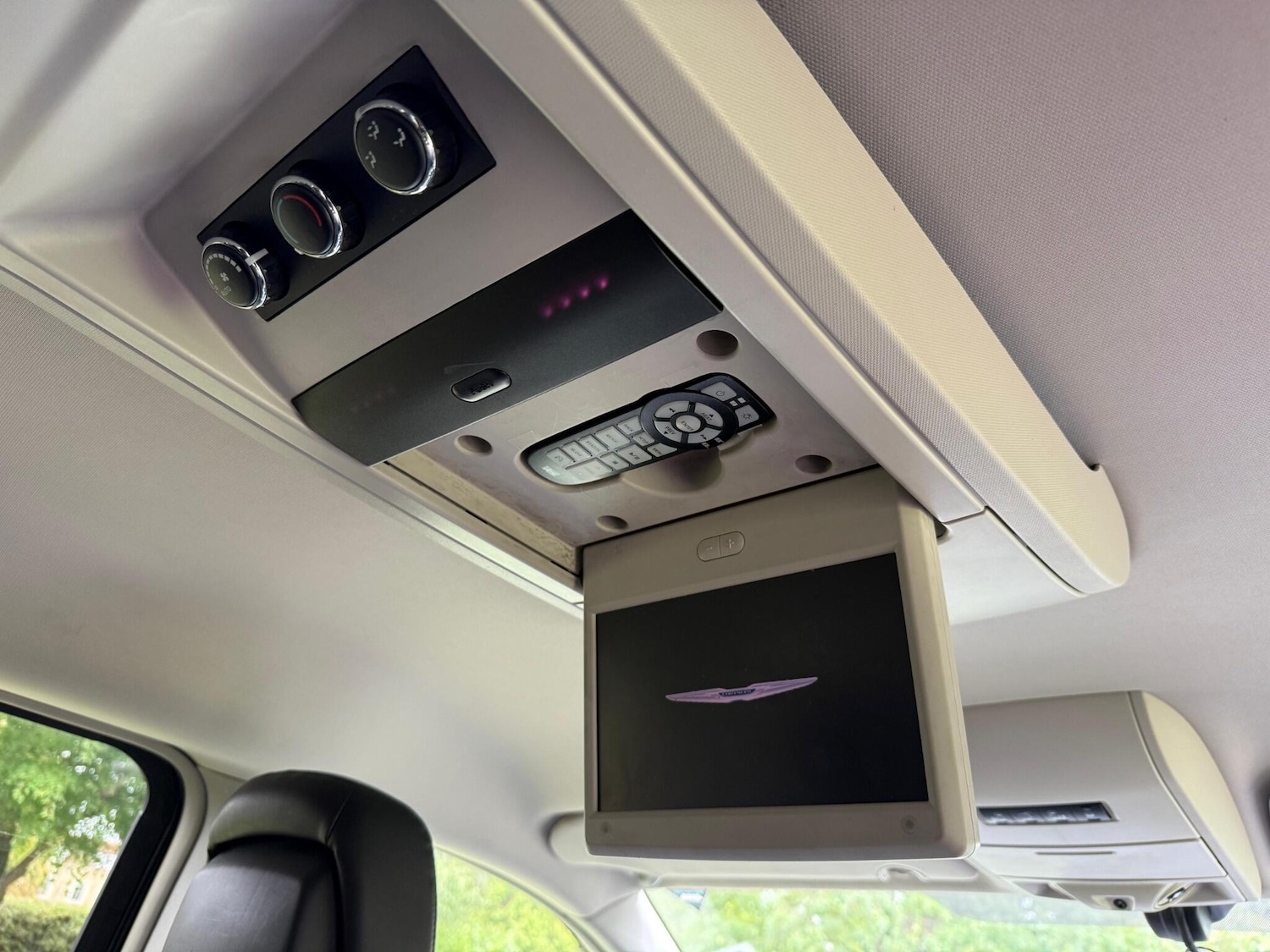 Used Chrysler Grand Voyager 2011 for sale - 75867024: Photo 24