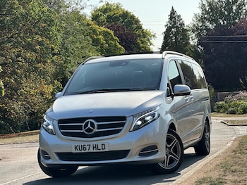 Used Mercedes-Benz V-Class 2017 for sale - 75563705: Photo