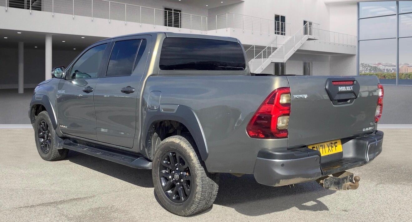 Used Toyota Hilux 2021 for sale - 77898307: Photo 4