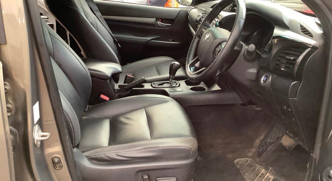 Used Toyota Hilux 2021 for sale - 77898307: Photo 7