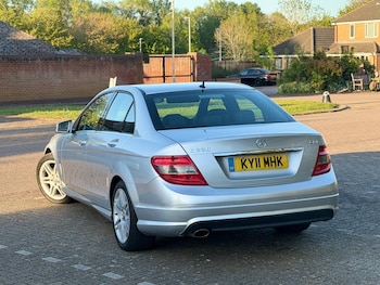 Used Mercedes-Benz C Class 2011 for sale - 78636547: Photo