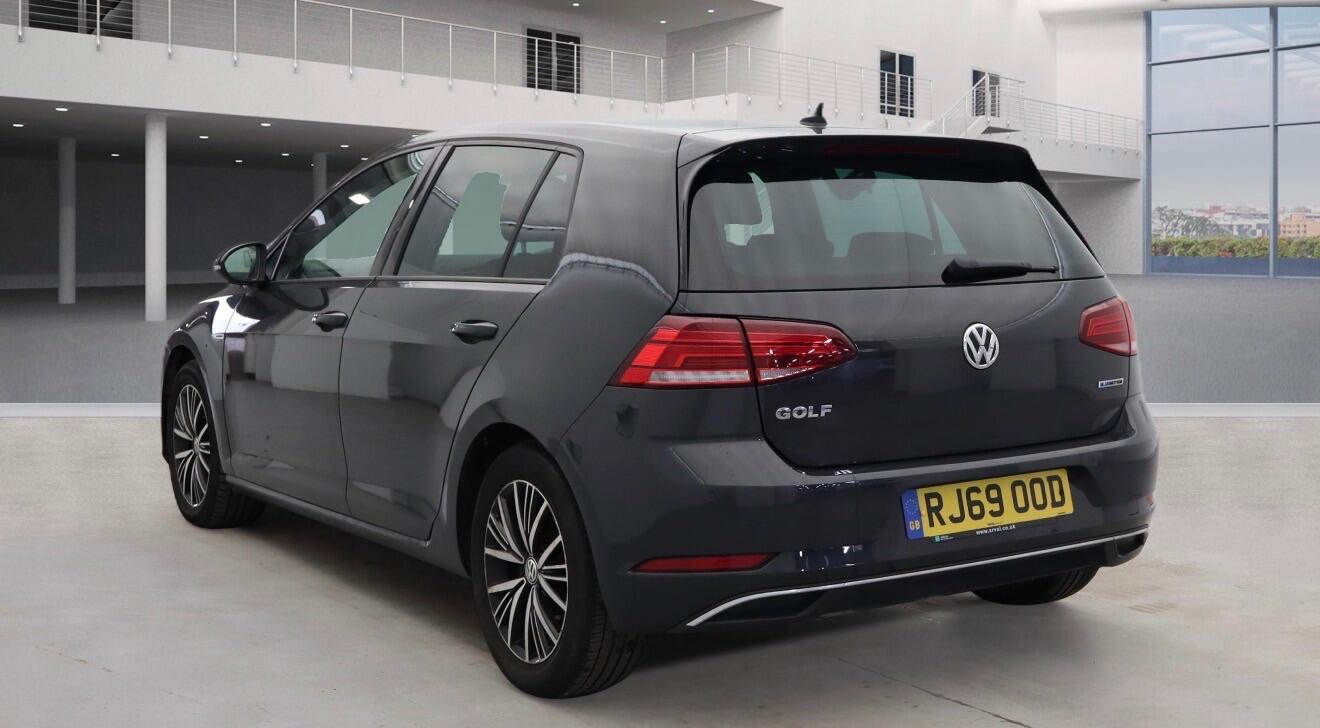 Used Volkswagen Golf for sale - 77852996: Photo 4