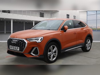 Audi - Q3