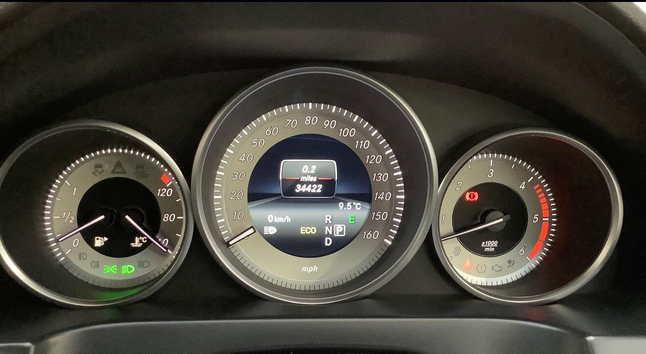 Used Mercedes-Benz E Class 2015 for sale - 76953313: Photo 10