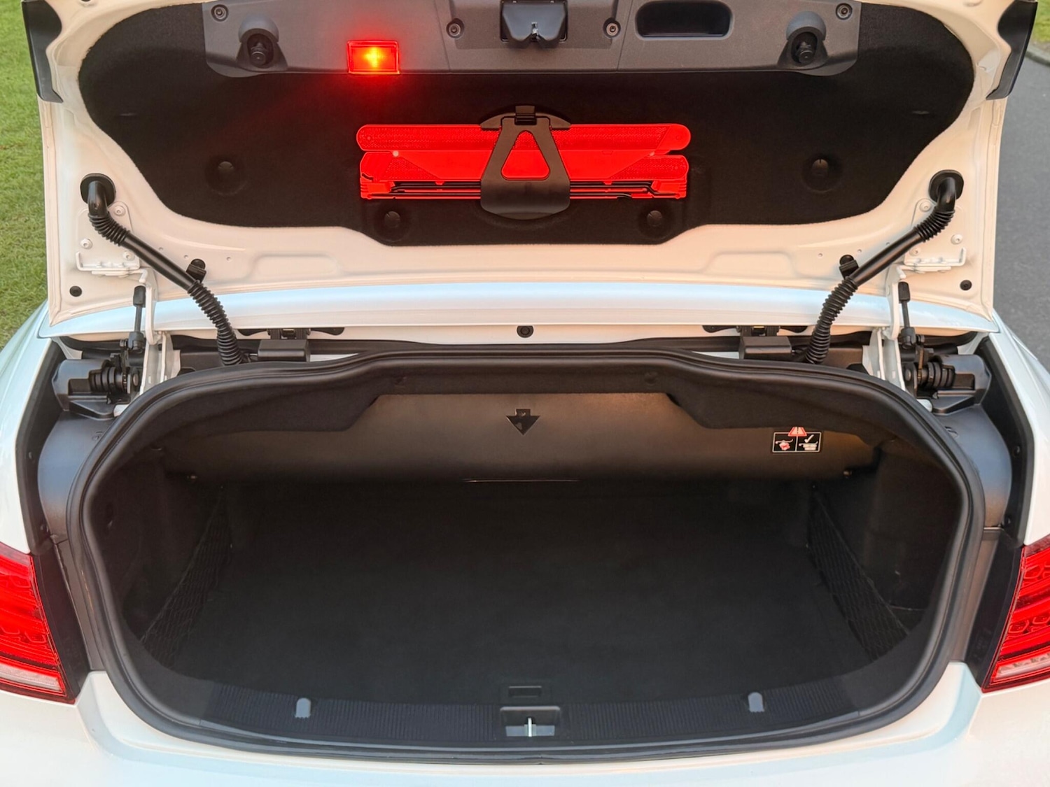 Used Mercedes-Benz E Class 2015 for sale - 76953313: Photo 23