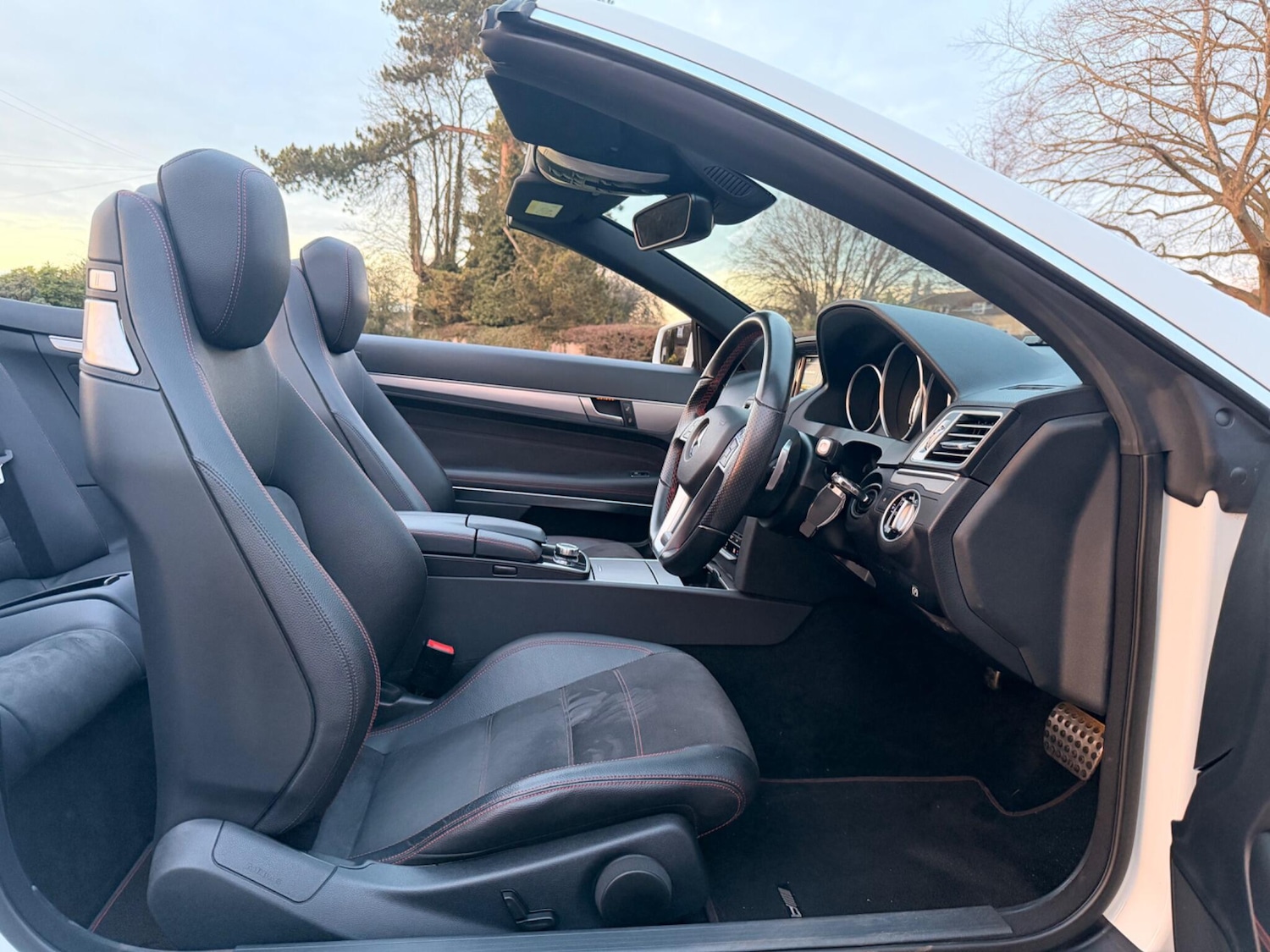 Used Mercedes-Benz E Class 2015 for sale - 76953313: Photo 24