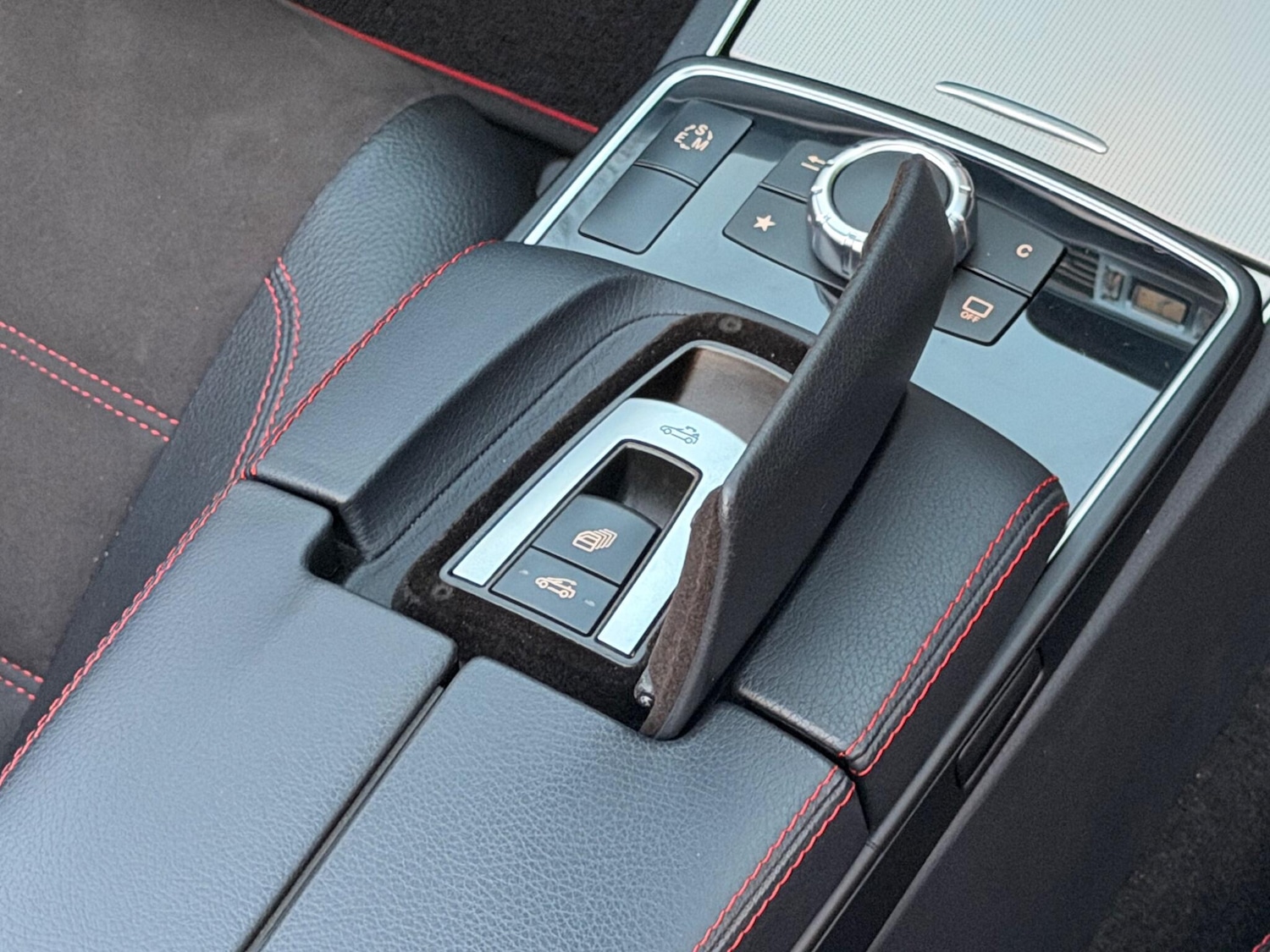 Used Mercedes-Benz E Class 2015 for sale - 76953313: Photo 36