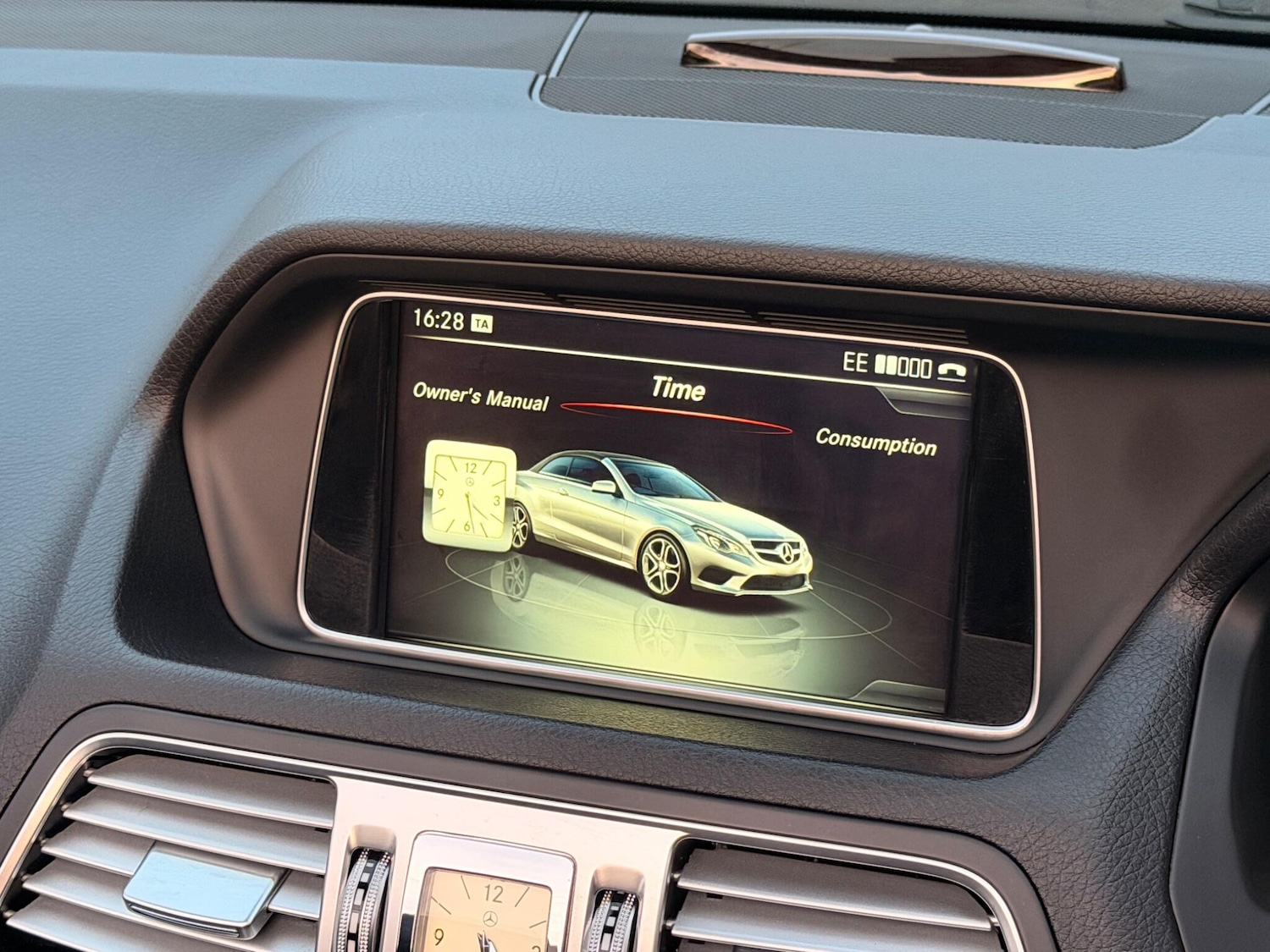 Used Mercedes-Benz E Class 2015 for sale - 76953313: Photo 40