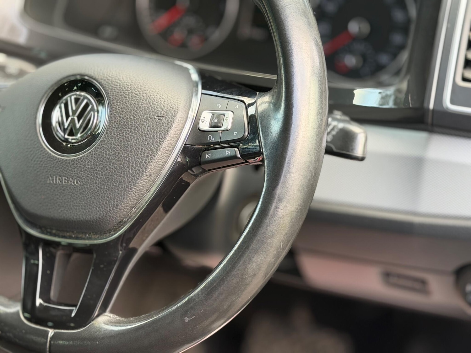 Used Volkswagen Caravelle 2017 for sale - 77425279: Photo 33