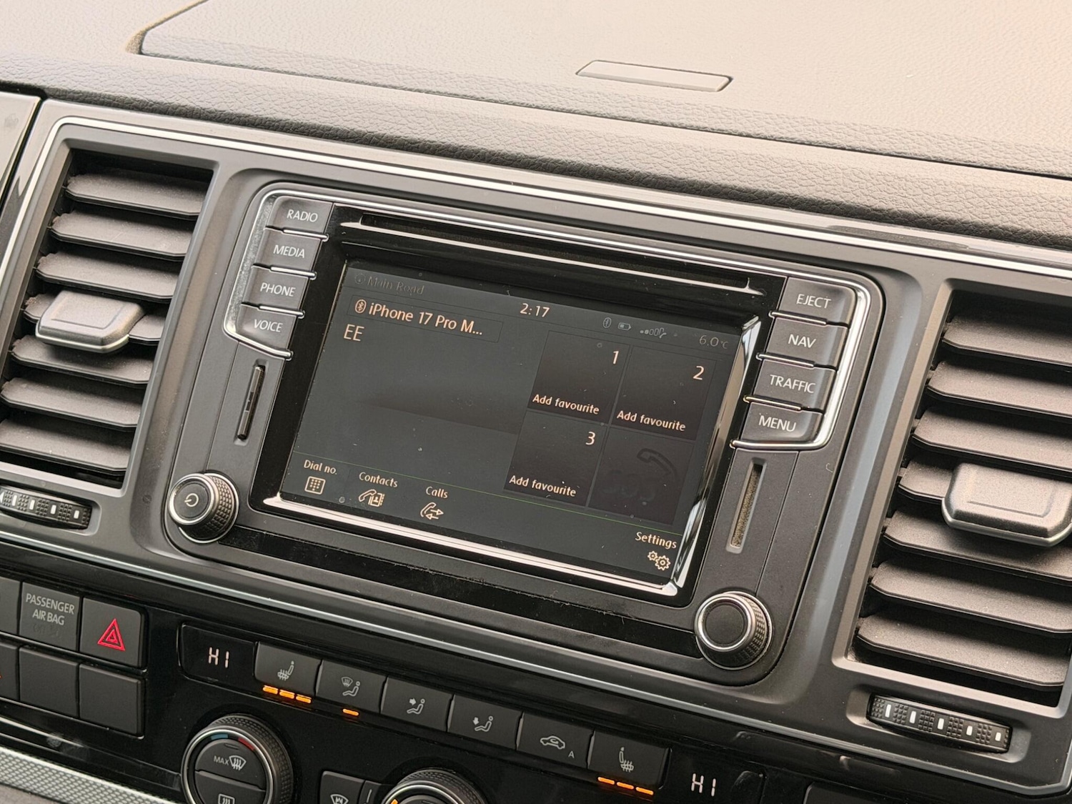 Used Volkswagen Caravelle 2017 for sale - 77425279: Photo 41