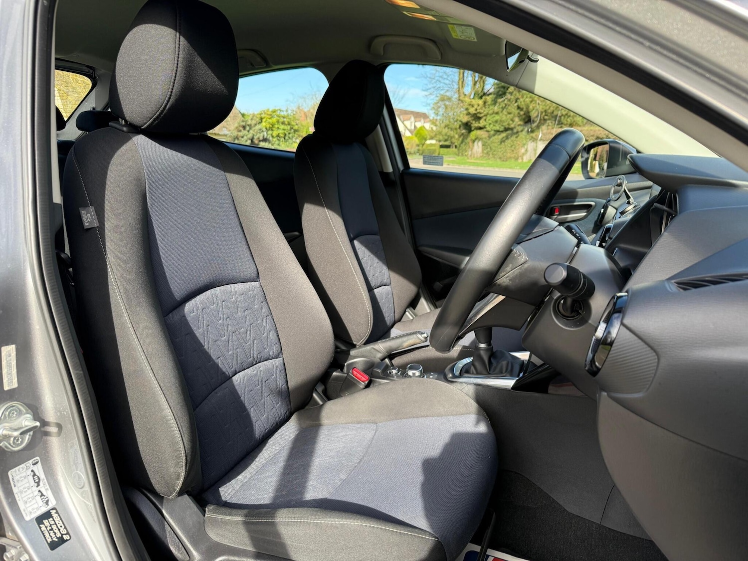 Used Mazda Mazda2 2015 for sale - 77898353: Photo 11