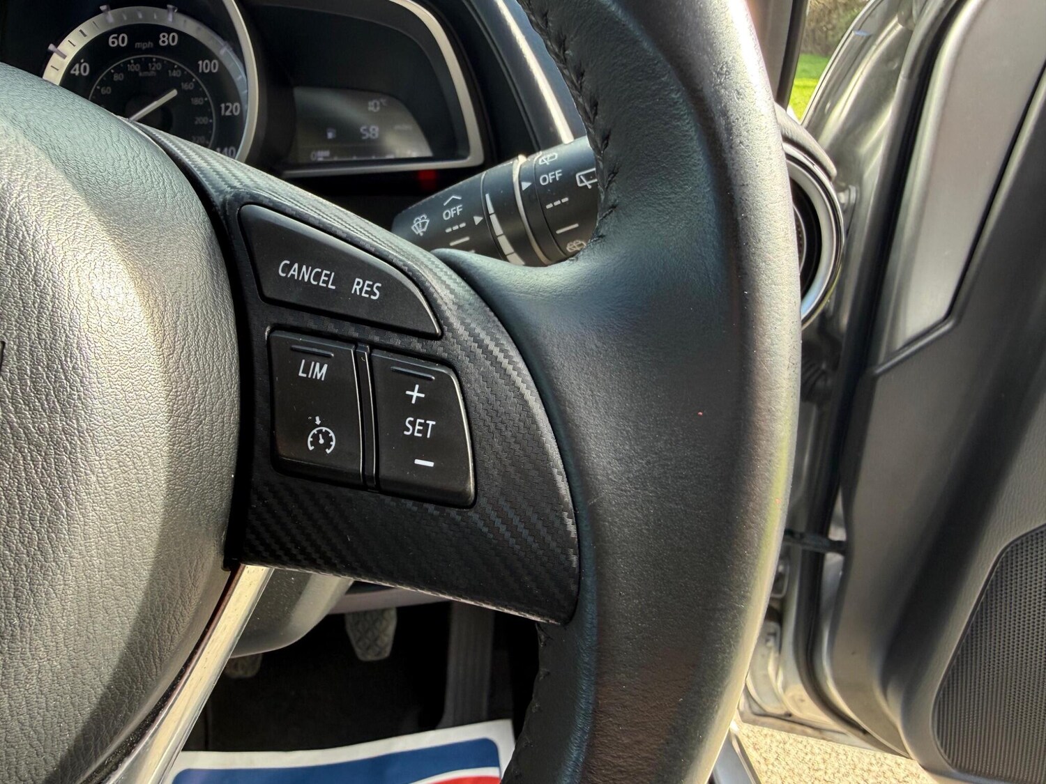 Used Mazda Mazda2 2015 for sale - 77898353: Photo 25