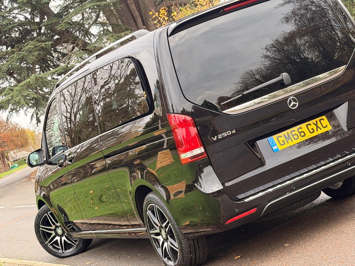 Used Mercedes-Benz V-Class 2017 for sale - 76550176: Photo 13