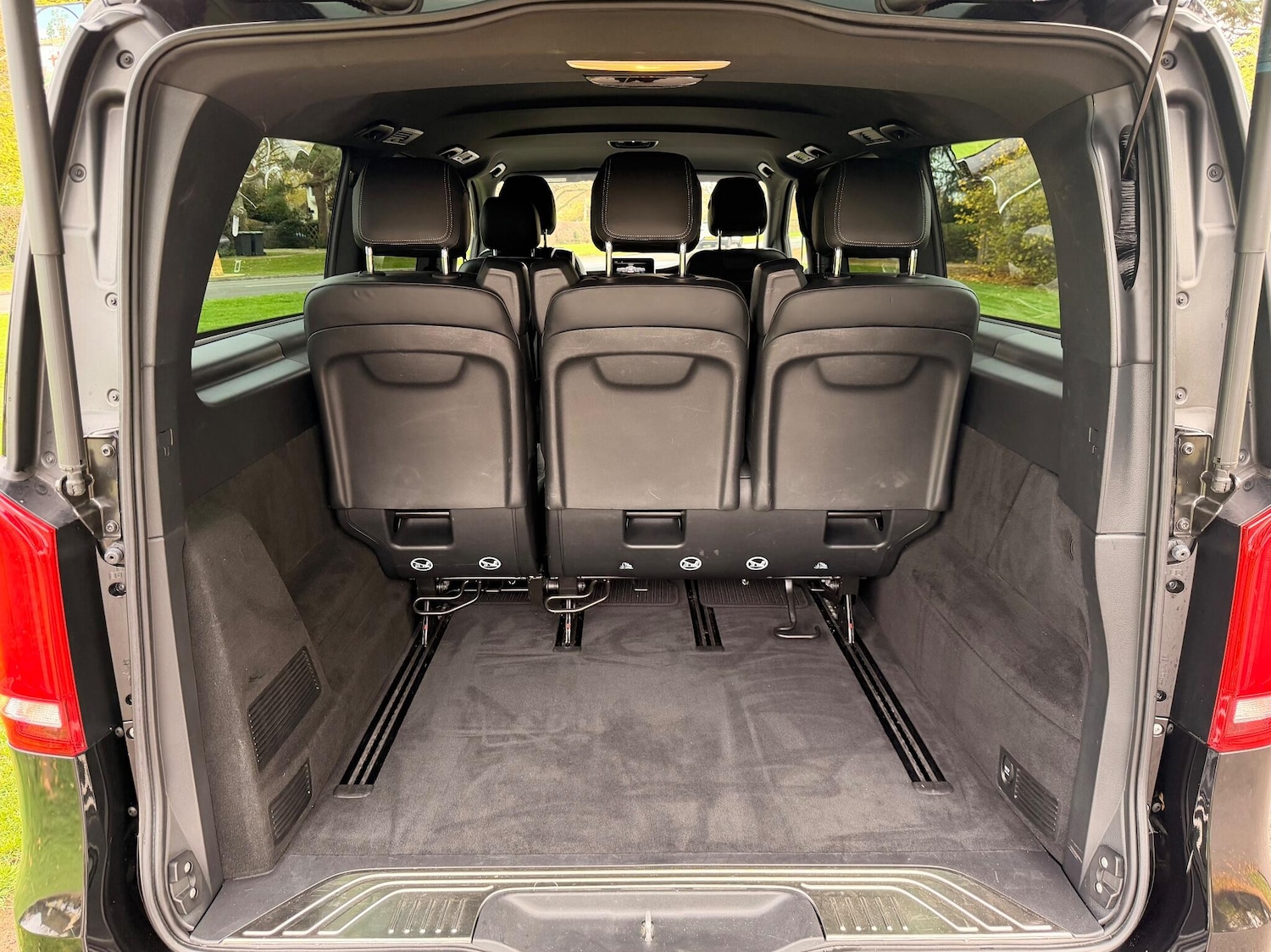 Used Mercedes-Benz V-Class 2017 for sale - 76550176: Photo 16