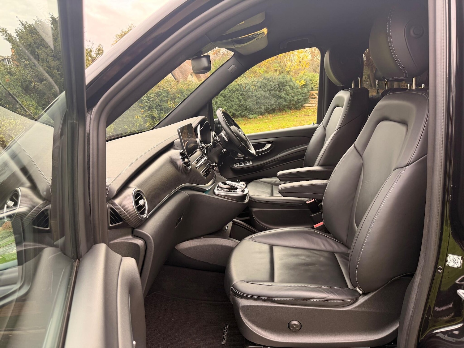 Used Mercedes-Benz V-Class 2017 for sale - 76550176: Photo 20